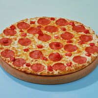 Пицца «Сливочная пепперони» на тонком тесте 30 см