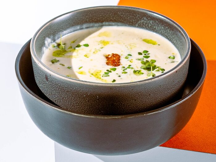 Сырный суп с сулугуни темпура