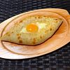 Фото к позиции меню Хачапури по-аджарски с одним яйцом