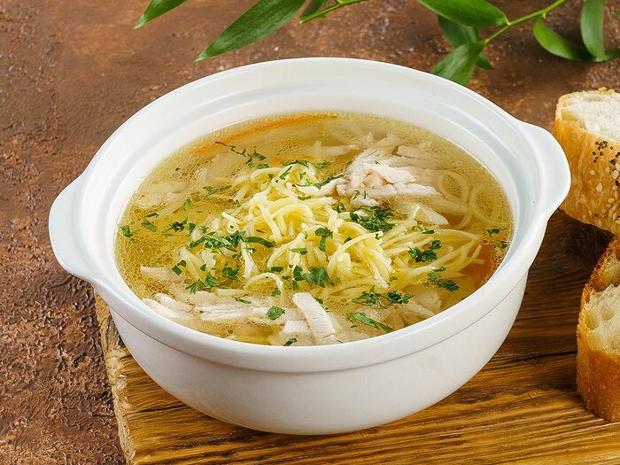 Домашний суп с лапшой