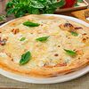 Фото к позиции меню Пицца «Пять сыров» с томатно-чесночным соусом