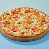 Пицца «Курица и бекон» на тонком тесте 30 см