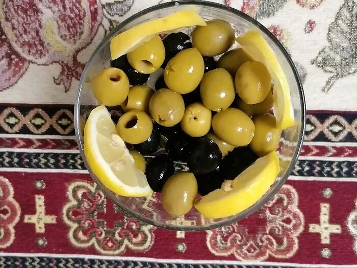 Оливки, маслины
