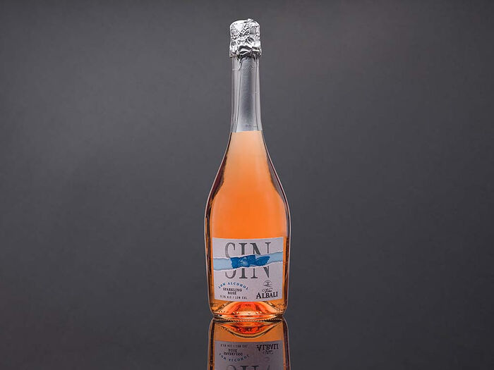Вино безалкогольное розовое Винья Албали Спарклинг Розе