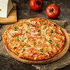 Фото к позиции меню Пицца с курицей и помидорами