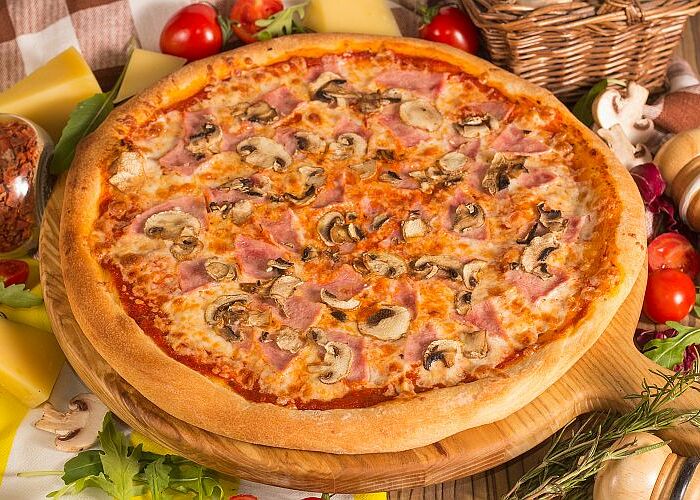 Пицца Прошуто Фунги большая