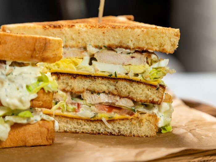 Клаб-сэндвич с куриным филе