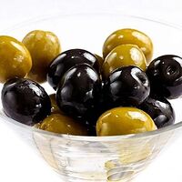 Оливки и маслины гигант