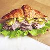 Фото к позиции меню Сэндвич с ростбифом