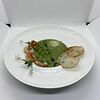 Фото к позиции меню Крем-суп из брокколи и шпината с креветкой