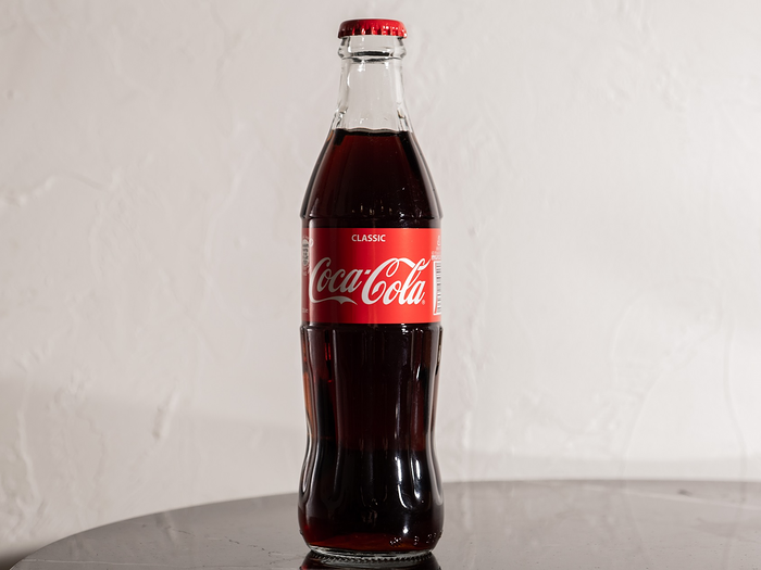 Кока-кола 0.33 стекло