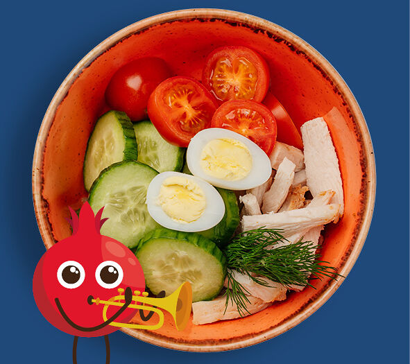 Салатик с куриным филе и свежими овощами