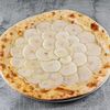 Фото к позиции меню Пицца с грушей и сыром горгонзола