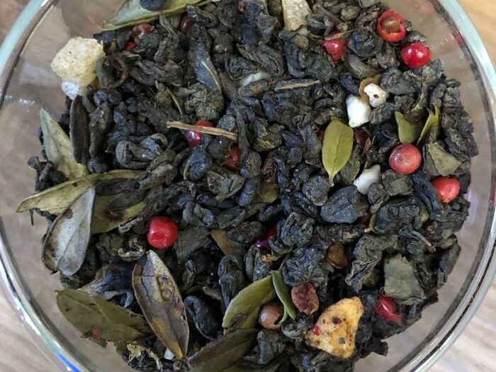 Чёрный чай с добавками Клубника со взбитыми сливками
