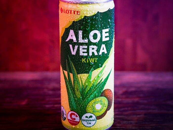 Lotte Aloe Vera киви, напиток с кусочками алоэ