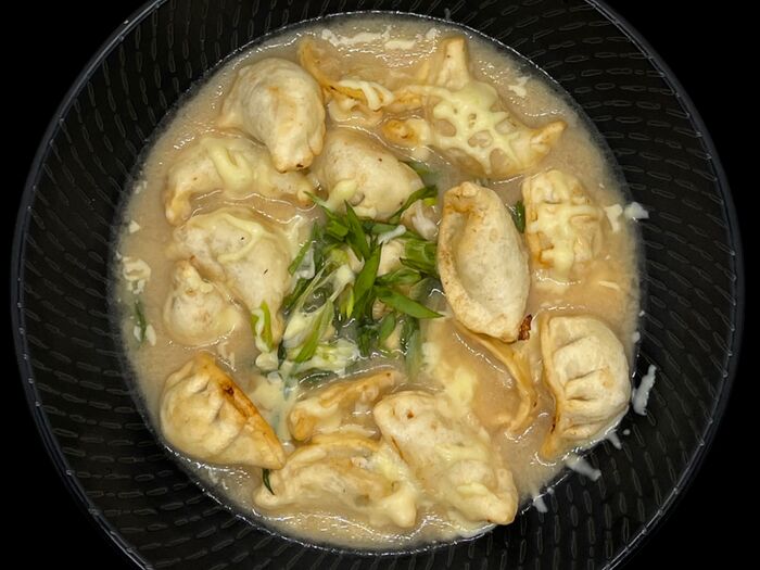 Gyoza soup