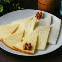 Ассорти домашних сыров