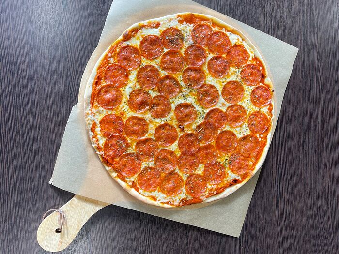 Пицца Пепперони 40см стандартное тесто