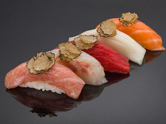 Ассорти суши с трюфелем