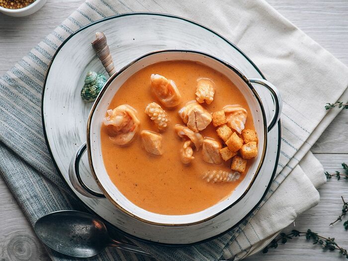Крем-суп томатный с морепродуктами