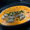 Фото к позиции меню Томатный крем-суп с моллюсками