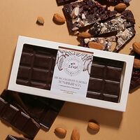Шоколадная плитка Тёмный шоколад 65% с миндалем и вишней