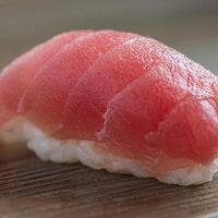 Суши Магуро с тунцом