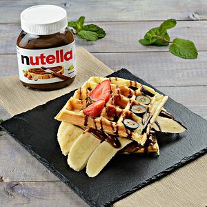 Венские вафли с бананом и Nutella