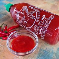 Соус Sriracha Hot Chilli Sauce