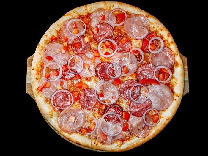 Пицца Ветчина салями 40 см
