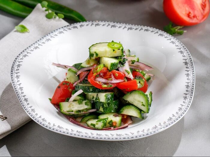 Овощной салат по-грузински со специями