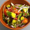 Фото к позиции меню Салат со свежими овощами