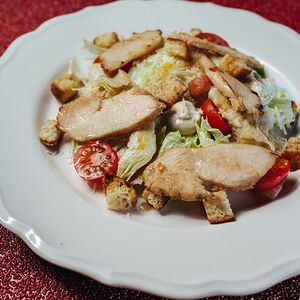 С цыплёнком, артишоками и томатами