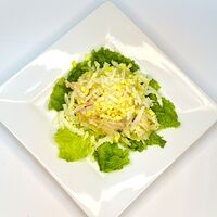 Салат капустный с курицей и яйцом