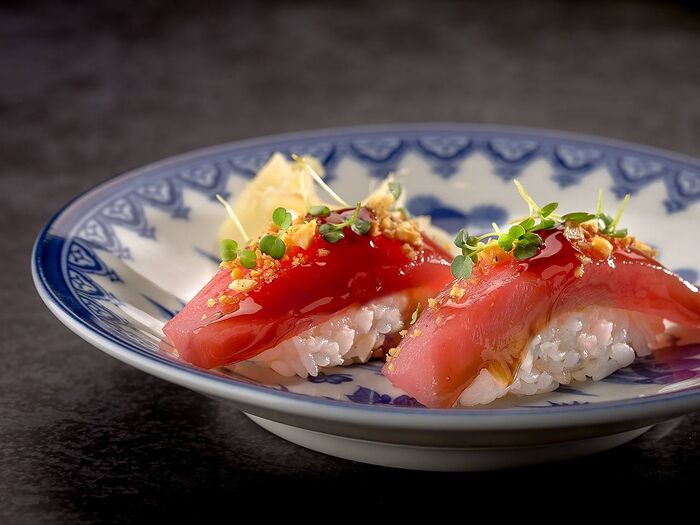 Nikkei суши тунец