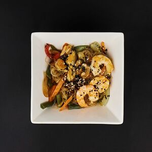 Wok c морепродуктами