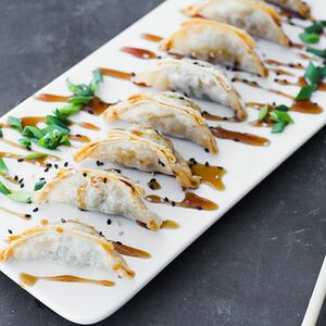 Пельмени Gyoza с курицей и грибами