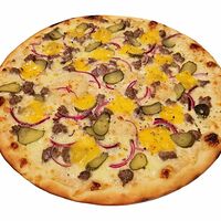 Пицца Чизбургер: соус, митболы, лук красный, огурецмаринованный, чеддер, моцарелла