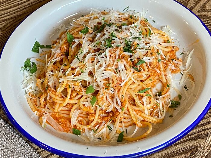 Спагетти с томатным цыпленком