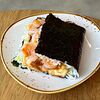 Фото к позиции меню Окинавский сэндвич с креветкой том ям