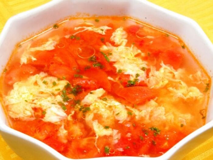 Суп Яйцо с помидором