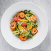 Фото к позиции меню Сицилийский цитрусовый салат с креветками и авокадо