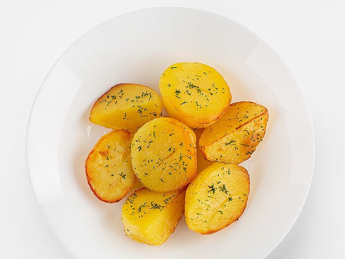 Картофель, запеченный с зеленью