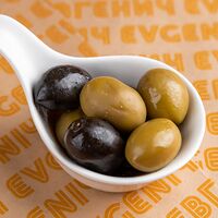 Оливки и маслины с косточкой