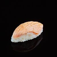 Суши лосось гриль