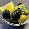 Фото к позиции меню Оливки, маслины