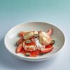 Фото к позиции меню Сырники с ягодами и йогуртом