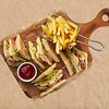Фото к позиции меню Сэндвич 3d с куриной грудкой