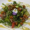 Фото к позиции меню Теплый салат из семги с брокколи