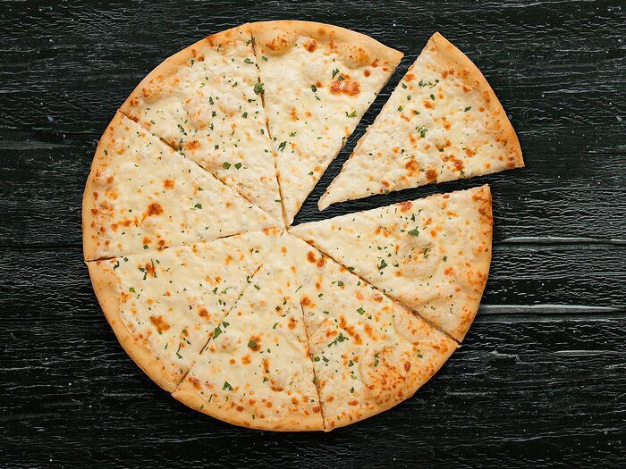 Пицца Белая на тонком тесте 43 см
